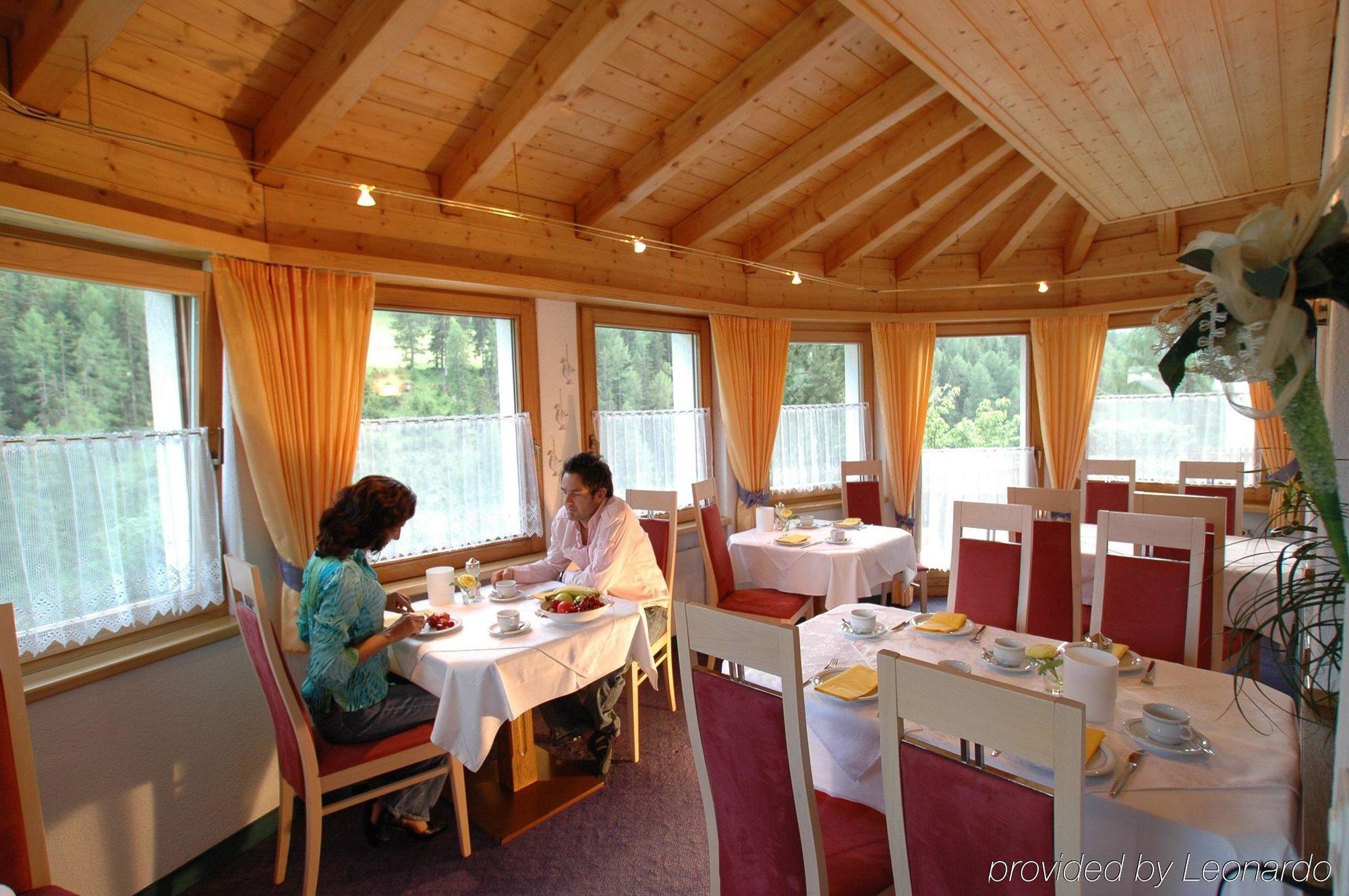 Ferienresidenz Soliva Samnaun Restaurant photo